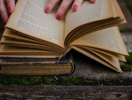 Erzählverhalten altes Buch