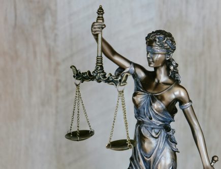 Statue von Justitia